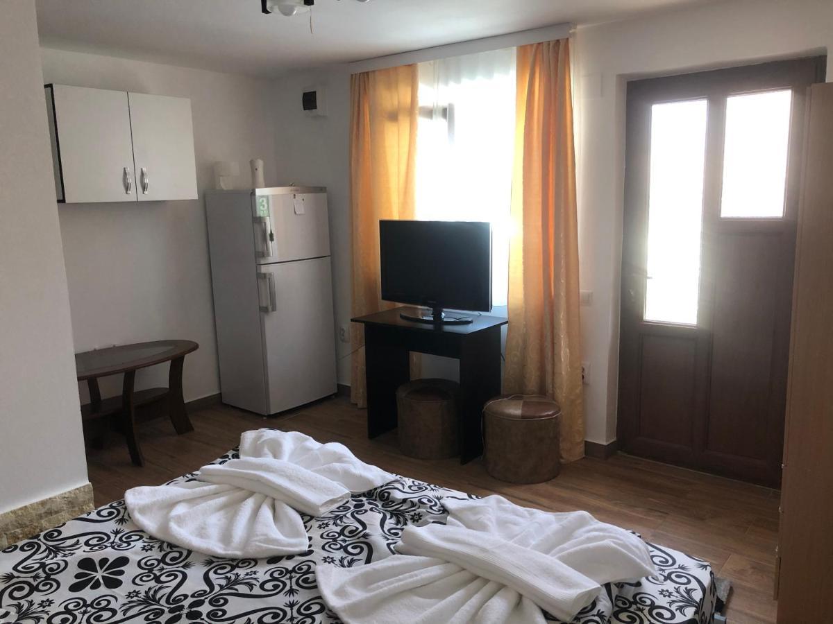 Casa Flori Hotel Călimăneşti Екстериор снимка