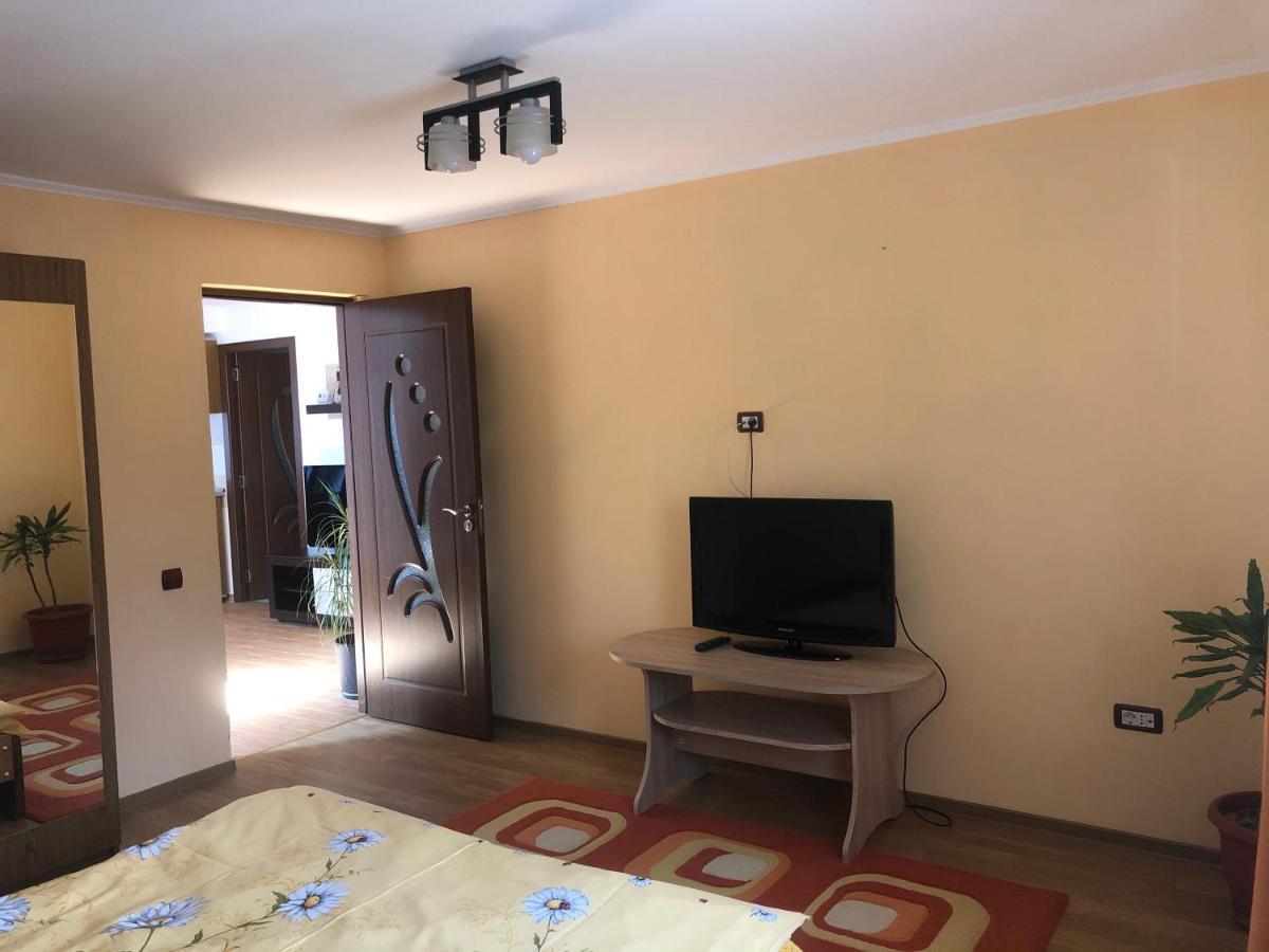 Casa Flori Hotel Călimăneşti Екстериор снимка
